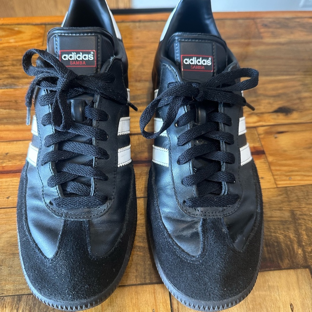 Men’s Adidas Samba shoes